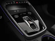 Audi A3 Sportback 40 TFSIe S-Tronic 204 pk S Edition · Panoramadak · Camera · HUD Head-up display · SONOS · Ambient light Pro · Elek. Achterklep · 18 inch · Garantie t/m 07-08-2030 of 100.000km