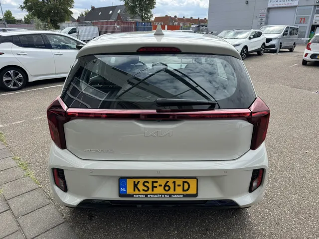 Kia Picanto automaat 1.0 DPI DynamicLine stoelverwarming