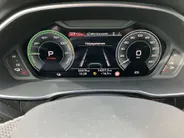 Audi Q3 45TFSIe 245PK S Line · Camera · Navigatie · Apple/Android Car Play · Dodehoeksensor · Drive select ·