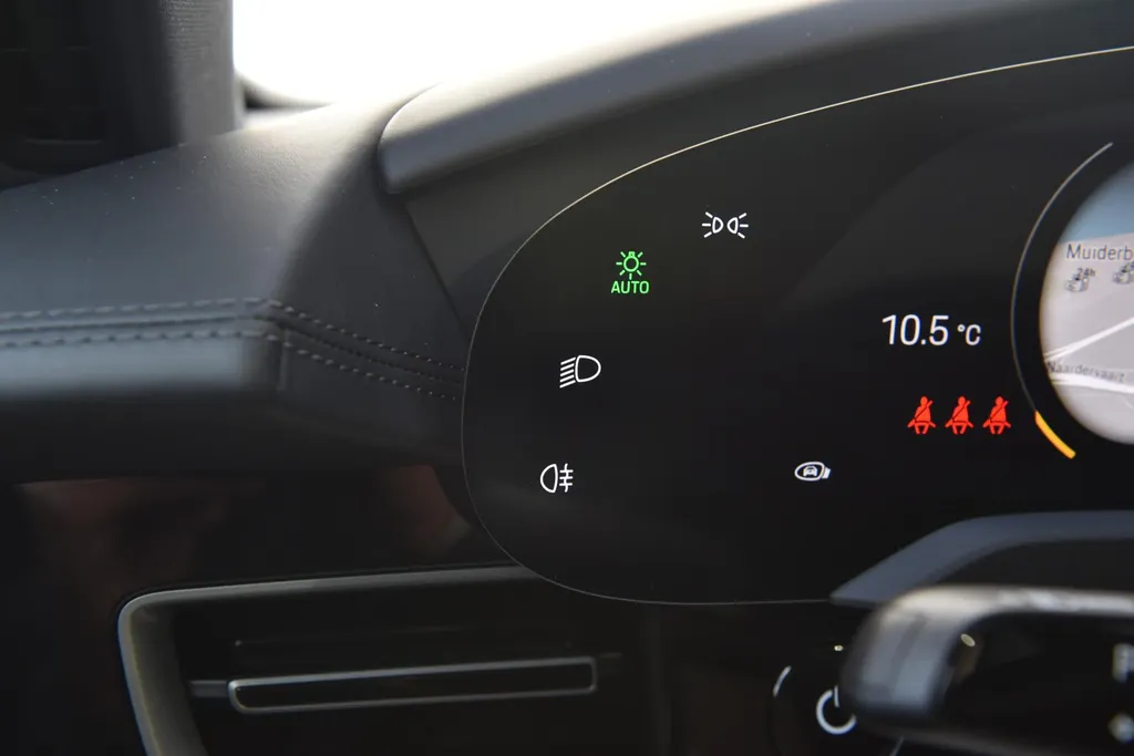 Porsche Taycan Cross Turismo 4 93 kWh