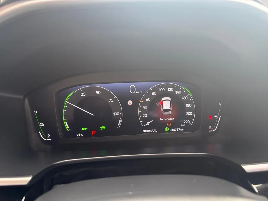Honda CR-V 2.0 e:HEV Elegance | Panorama dak | Stoel en stuur verwarming | Trekhaak