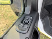 Renault Master T35 2.3 dCi 135 L3H2 Work Edition | Camper Edition | Motorsport Edition | Thule Omnistor Luifel | Airco in Leefruimte | TV | Koelkast | Magnetron | Volledig Bed | 2 Lederen Stoelen | DAB | LED Verlichting Leefruimte |