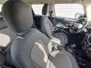 MINI 5-Deurs 1.5 Cooper Camden Edition | Navi | Sensoren | Cruise | DAB | Apple Carplay/Android Auto