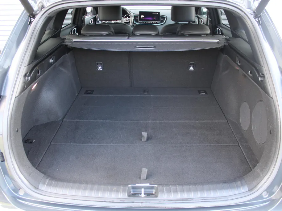 Kia Ceed Sportswagon 1.0 T-GDi Design Edition | Stuur-/stoelverwarming | Cruise | Camera | 16' LM | Dodehoekdetectie | JBL audio | LED | Elektr. achterklep |