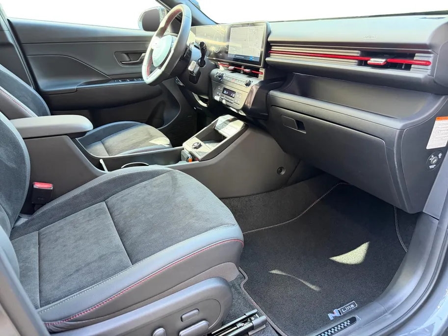 Hyundai Kona 1.6 GDI HEV N Line | Demo | Zeer compleet | Two-tone | Elektrische achterklep | Stoeverwarming & koeling | Stuurverwarming | 360 graden camera |