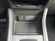 Renault Captur 1.8 E-Tech full hybrid 160 techno | Automaat | Apple Carplay & Android Auto | Cruise & Climate Control | Camera | Parkeersensoren | Navigatie | 12 Maanden BOVAG Garantie