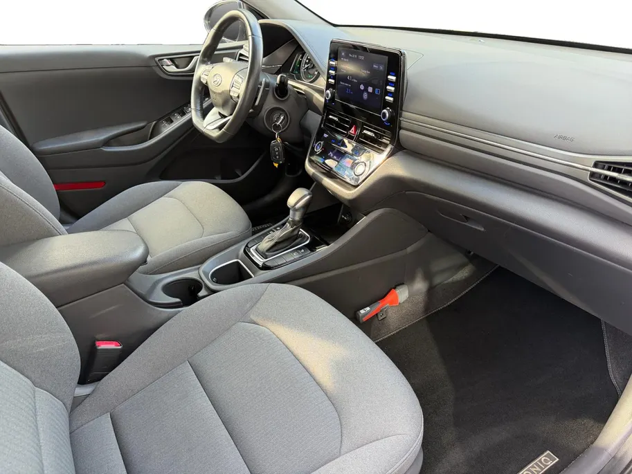 Hyundai IONIQ 1.6 GDi Hybrid i-Motion | Nette auto | Dealer onderhouden | Achteruitrijcamera | Apple CarPlay & Android Auto | Climate control |