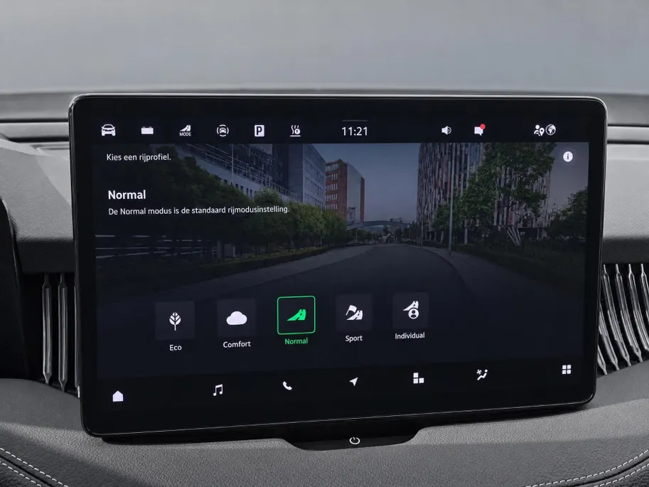 Škoda Superb 1.5TSI 150kW/204PK PHEV Laurin & Klement · Panoramadak · Leder · Trekhaak · 360°Camera · Garantie t/m 04-06-2030 of 100000km.