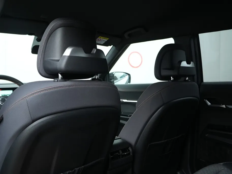 KGM Torres EVX Platinum | Warmtepomp | Leder | carplay | Navi | Camera