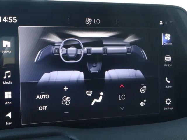 Toyota Urban Cruiser Dynamic 61 kWh | Stoel/Stuur Verwarming | Carplay |