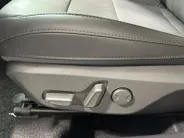 Kia Niro 1.6 GDi PHEV DynamicPlusLine Edition | Orginele Kilometerstand! | Apple Carplay / Android Auto | Navigatiesysteem | Elektrisch Verstelbare Bestuurdersstoel | Stoel + Stuurverwarming | Licht + Regensensor | Parkeersensoren Voor + Achter | Camera Achter | 1