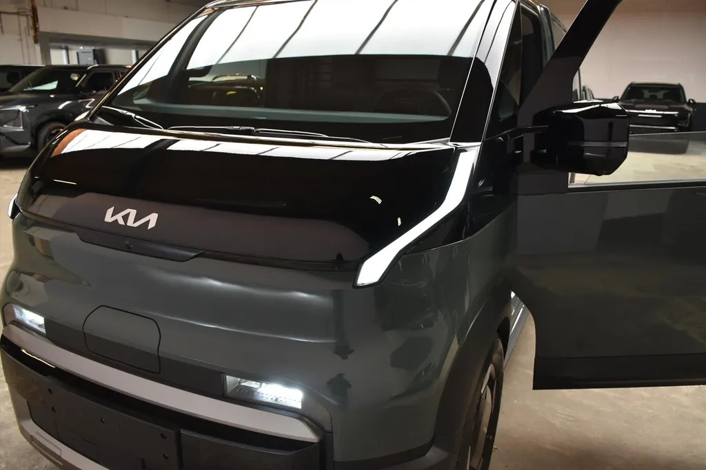 Kia PV5 Cargo 71,2 kWh 163pk L2H1 ELITE NIEUW