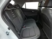 Kia Stonic 1.0 T-GDi MHEV GT-PlusLine | Hoge zit | Apple CarPlay Android Auto | Trekhaak | Stoel & stuurverwarming | Fietsendrager inclusief |