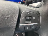 Ford Focus 1.0 EcoBoost Hybrid 125 pk Titanium X Wagon Navigatie - Apple Carplay/ Android Auto - Camera - Draadloos opladen telefoon - Elektrische achterklep