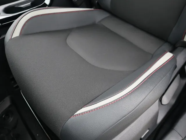 Toyota Corolla Touring Sports Hybrid 140 GR Sport | Blindspot | Parkeersensoren