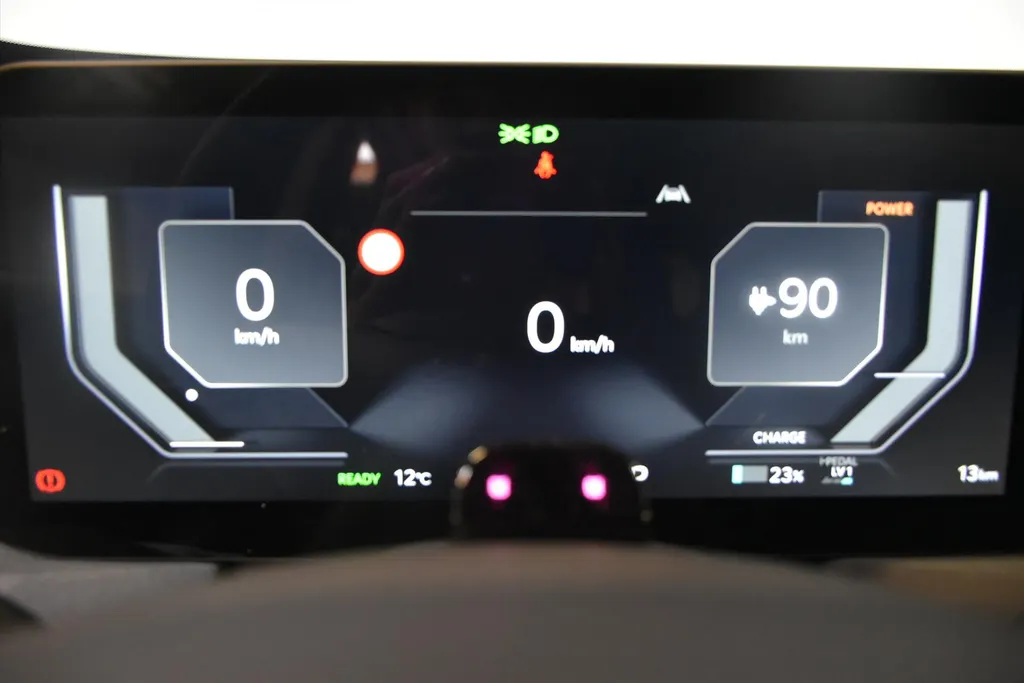Kia EV5 81,4 kWh 217pk 2WD Plus NIEUW TE BESTELLEN
