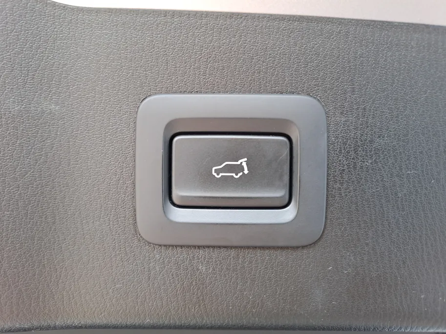 Mazda CX-5 2.5 SkyActiv-G 194 Signature AUTOMAAT | 360 Camera | Stoelverkoeling | Stoelverwarming | Adaptieve Cruise | Schuifdak | Elektr. Achterklep | Apple Carplay/Android Auto | Navigatie | Wegklapbare TREKHAAK