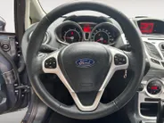 Ford Fiesta 1.4 Titanium | Voorruitverwarming | PDC | Airco | 12 maanden BOVAG garantie