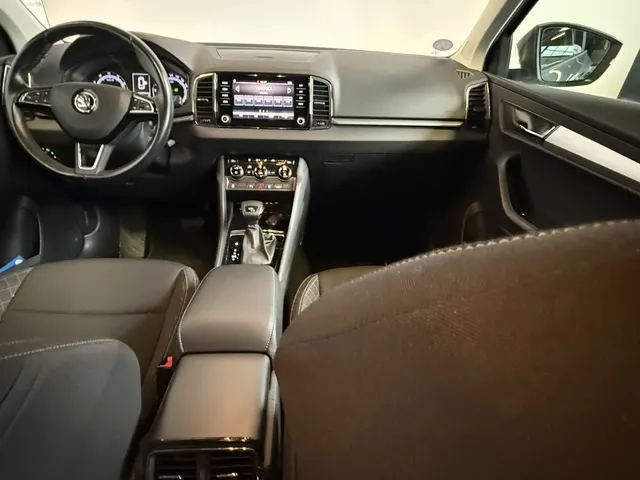 Škoda Karoq 1.5 TSI ACT Amb.Bus. NL auto | Navigatie