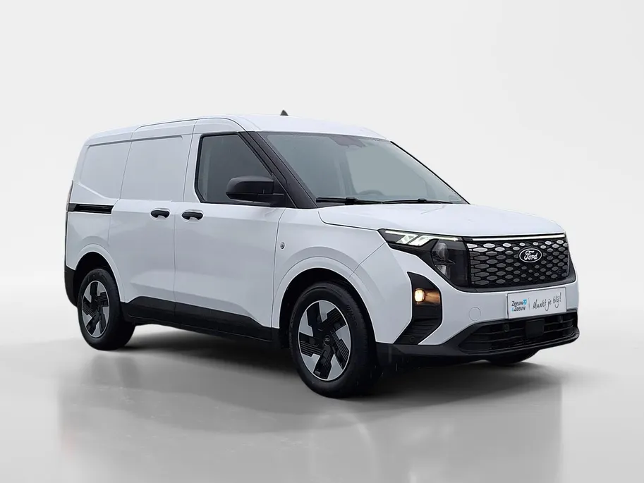 Ford E-Transit Cour. Trend 44 kWh | 0,99% Financial lease ! |Nieuw te bestellen | Trekhaak | Winterpack | Camera | Climate Control | Reservewiel | Apple Carplay&Android Auto | Parkeersensoren | Cruisecontrol |