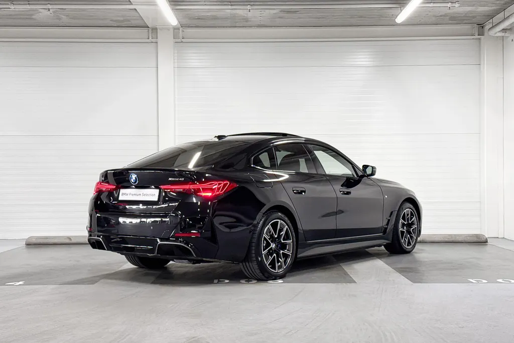 BMW i4 xDrive40