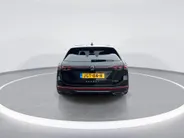 Volkswagen Passat Variant R-Line Edition 1.5 eHybrid 204 pk 6 versn. DSG · Multimedia pakket plus · High-end geluidsysteem 'Harman Kardon' · Prijs incl. inruilpremie · MEGA Sale