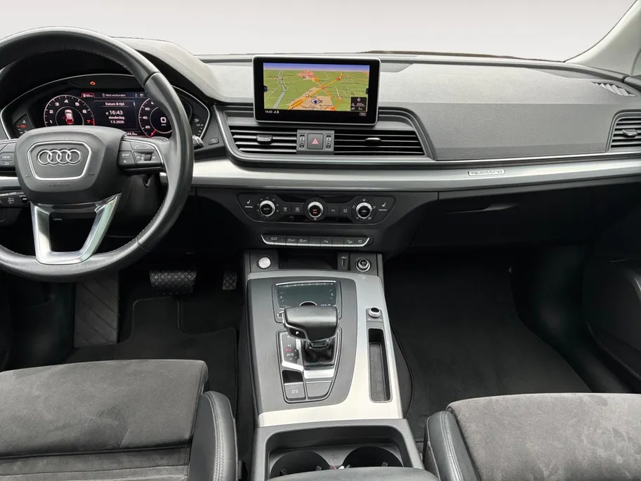 Audi Q5 2.0 TFSI quattro Design Pro Line Plus | SCHUIFKANTELDAK | TREKHAAK