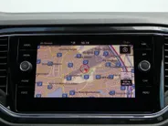 Volkswagen T-Roc 1.5 TSI 150pk 7-DSG T-Roc Business R / virtule cockpit