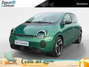 Renault Twingo Urban Range Techno 27.5 kWh Automaat | Demo - Beschikbaar per 01-10-2026 | Armsteun | Camera | Parkeersensoren | Climate Control | Full LED | Adaptive Cruise Control | Navigatie | 18' Lichtmetalen Velgen |
