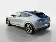 Ford Mustang Mach-E Standard RWD 73 kWh | Automaat | Pano dak | Adapt. Cruise control | BLIS | B&O audio | 360 graden camera | Parkeersensoren voor en achter | Elektr. achterklep | Fabrieksgarantie |