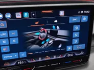CUPRA Terramar 1.5TSIe-Hybrid 200kW/272PK VZ · Panoramadak · Trekhaak · 360°Camera · Sennheiser sound · Garantie t/m 28-04-2030 of 100000km.