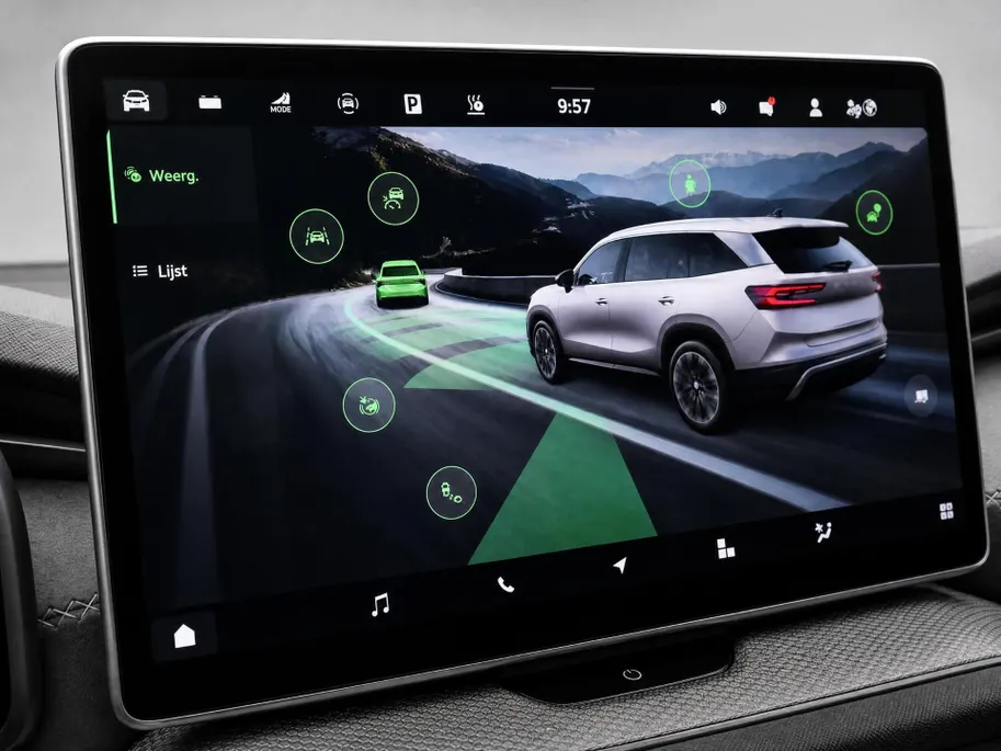 Škoda Kodiaq Sportline Business 1.5 TSI PHEV 150 kW / 204 PK | Elektrisch bedienbaar schuif-/kanteldak | Parkeer pakket | Trekhaak wegklapbaar | 2000,- inruilvoordeel