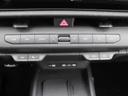 Kia Seltos 1.6 T-GDi DCT7 X-Line Demo Edition | Stuur-/stoelverwarming + ventilatie | 360 Camera | Leer | Elek. stoelverstelling | Telefoonlader | LED | 19' LM |