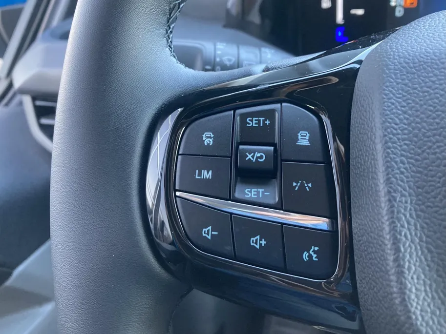 Ford Tourneo Custom E-Custom 65kW 218pk Sport 8- 340 L1H1 Sport ELEKTRISCH-Personenvervoer 8 zitplaatsen-Panoramadak-Sportuitvoering