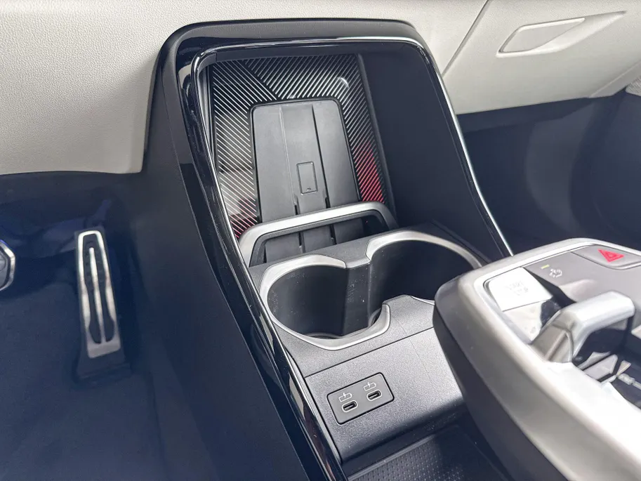BMW iX1 eDrive20 67 kWh M Sport Edition