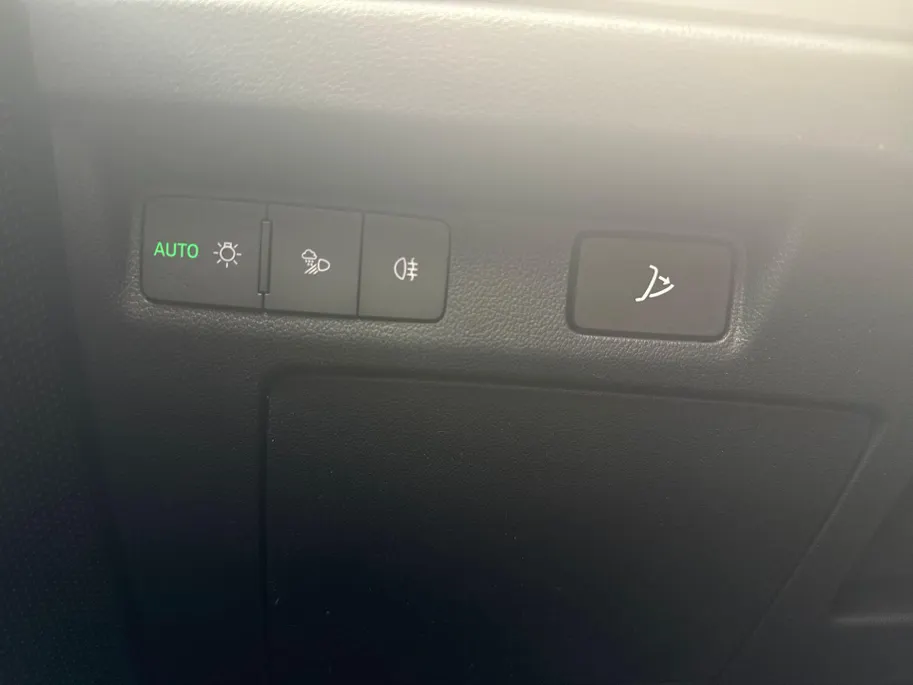 Škoda Enyaq iV Business Edition 85 Trekhaak wegklapbaar | 2.500,- inruilbonus!!