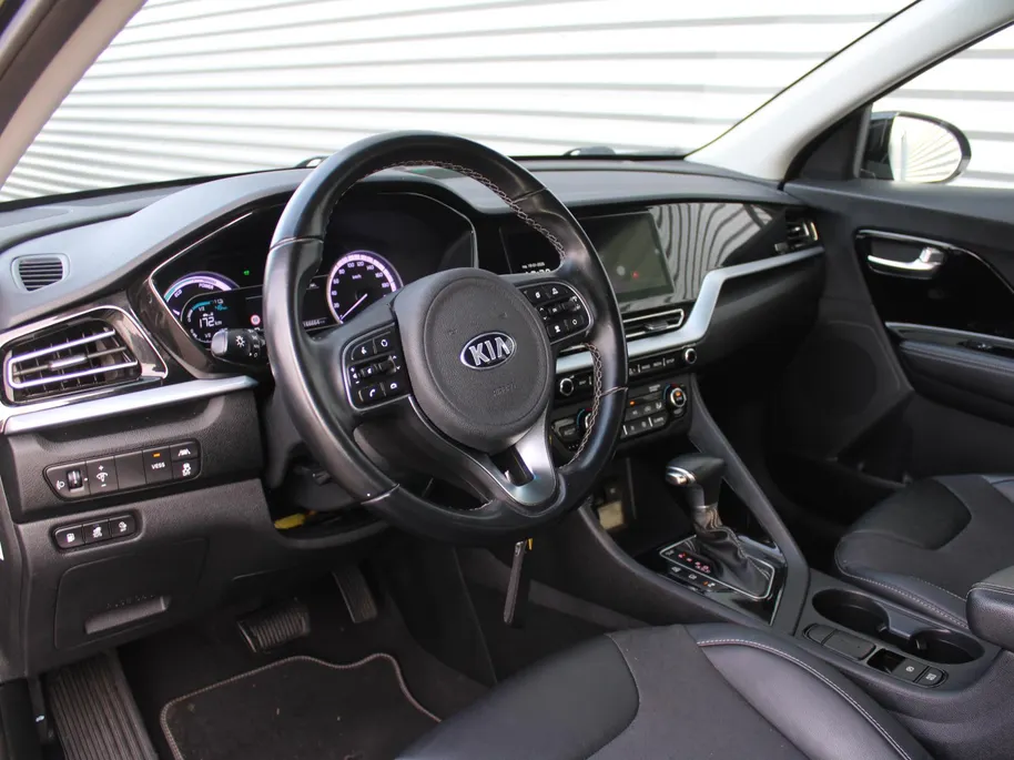 Kia Niro 1.6 GDi PHEV DynamicLine | Plug-in Hybride | Camera | Cruise adapt. | Clima | Navi | Parkeersensor v+a | Apple Carplay/Android Auto | 16' LM | Dealeronderhouden |