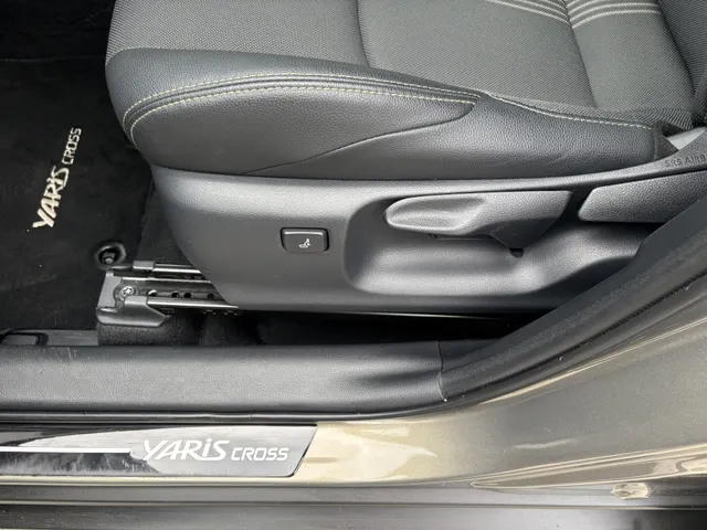 Toyota Yaris Cross 1.5 Hybrid Adventure | Panoramadak | JBL | Blindspot