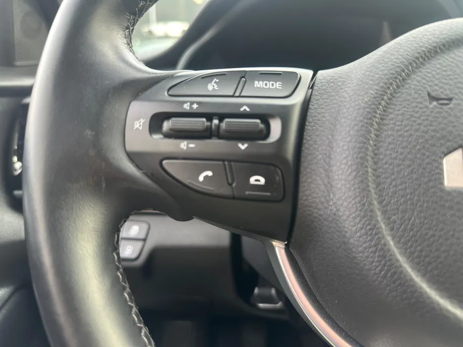Kia Stonic 1.0 T-GDi MHEV DynamicPlusLine 100 PK | Dealer onderhouden | Trekhaak | All seasonbanden | Fabrieksgarantie t/m 4-4-2030 + 3x 1 jaar* | NAP