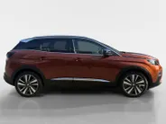Peugeot 3008 1.2 PureTech GT Line | Trekhaak afneembaar | Navigatie | Stoelverwarming | 360 graden | Cruise Control | Android Auto/Apple Carplay | 12 maanden garantie!