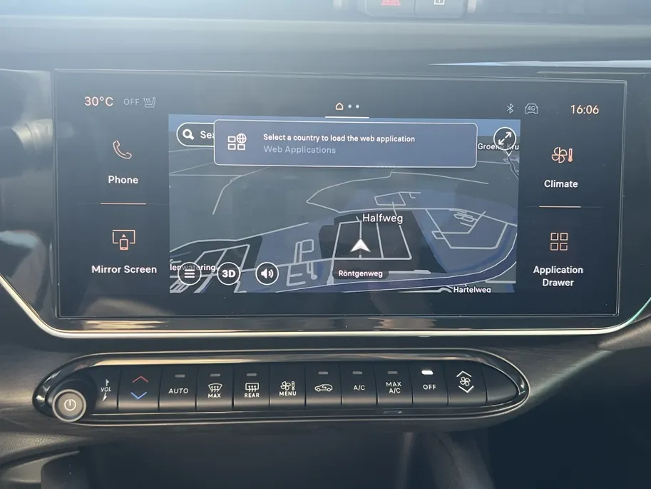Alfa Romeo Junior 1.2 Turbo 136 PK Ibrida Speciale | Techno | Pano | Camera | Navi