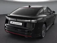 Volkswagen ID.7 Limited Edition Plus 77 kWh accu 286 PK · Achteruitrijcamera · Draadloze telefoonlader ·