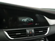 Alfa Romeo Giulia 2.0 Turbo 280 PK Competizione Q4 AWD | Harman | Veloce | 19' VERKOCHT