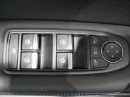 Renault Captur 1.8 E-Tech full hybrid 160 esprit Alpine | Profiteer nu van €2.500,- Zeeuw & Zeeuw voorraadkorting |Elec. Schuif/kantel dak | Harman Kardon geluidinstallatie | Uit voorraad leverbaar op = op