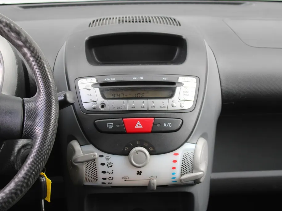 Toyota Aygo 1.0-12V Comfort | Airco | Automaat | Centrale deurvergrendeling |