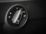 Volkswagen T-Roc 1.5 TSI 150pk DSG R-Line · Camera · Keyless · Dodehoeksensor · Stoelverwarming · ACC · Elek. Achterklep · 18'Velgen · Garantie t/m 19-02-2027