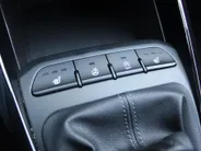 Kia Rio 1.0 TGDI ExecutiveLine | Trekhaak | Stuur-/stoelverwarming | Camera | Skai leer | 17' LM | Carplay | All seasons | Clima | Navi | Cruise |