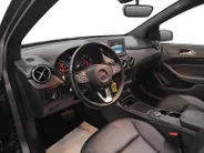 Mercedes-Benz B-Klasse 180 Ambition AUTOMAAT NAVI TREKHAAK LM VELGEN SCHUIFKANTELDAK HOGE INSTAP CRUISE CONTROLE PARKEERSENSOREN XENON VERLICHTING ZEER MOOIE AUTO