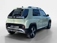 Hyundai Inster Evolve 49 kWh | Nieuw | Uit voorraad leverbaar | Zeer compleet | 360 km range | 360 graden camera | Hyundai Rotterdam - Noord |