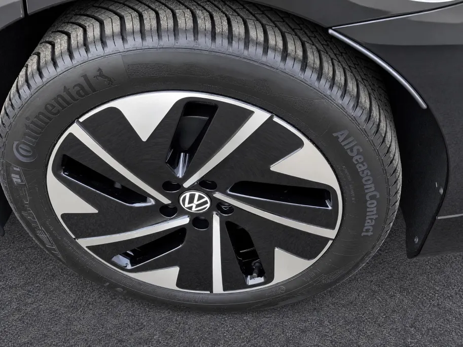 Volkswagen ID.7 Tourer Pro 77 kWh 210kW/286PK · Trekhaak · 360°Camera · Stoel- stuur- & voorruitverwarming · Garantie t/m 16-10-2027